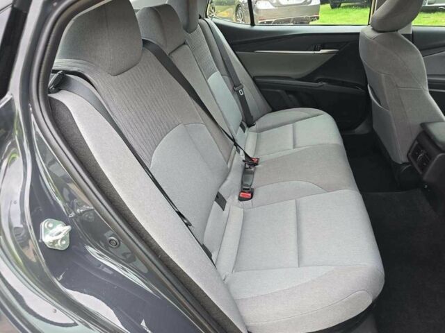 Сірий Тойота Камрі, об'ємом двигуна 0 л та пробігом 12 тис. км за 28000 $, фото 7 на Automoto.ua