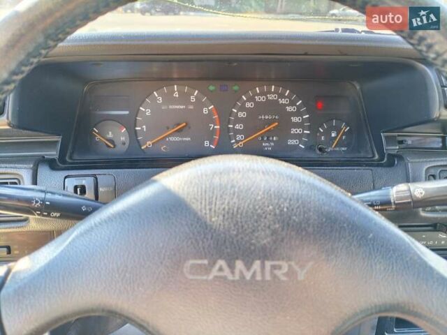 Серый Тойота Камри, объемом двигателя 2 л и пробегом 369 тыс. км за 1800 $, фото 15 на Automoto.ua