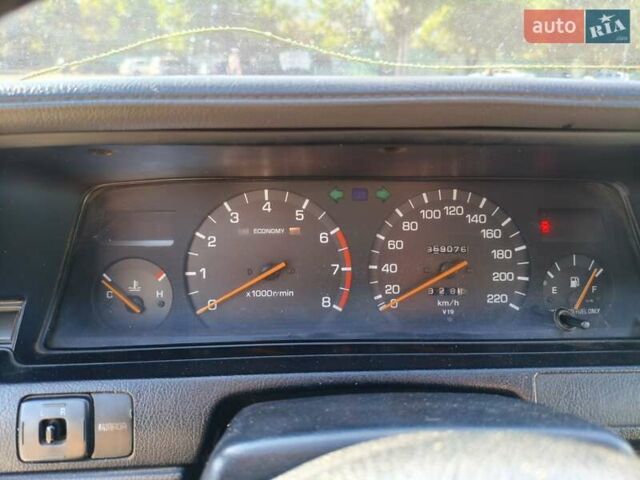 Серый Тойота Камри, объемом двигателя 2 л и пробегом 369 тыс. км за 1800 $, фото 16 на Automoto.ua