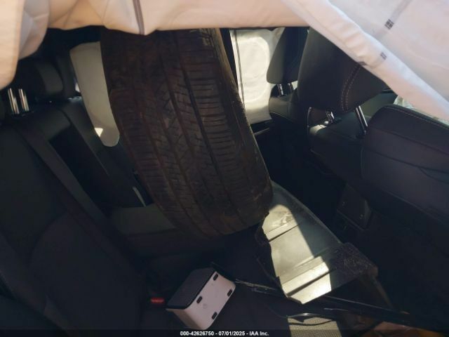 Серый Тойота Камри, объемом двигателя 0 л и пробегом 26 тыс. км за 13500 $, фото 11 на Automoto.ua