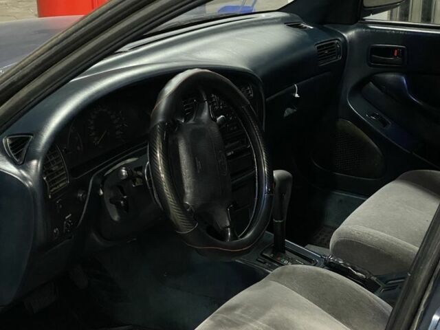 Синій Тойота Камрі, об'ємом двигуна 3 л та пробігом 372 тис. км за 2000 $, фото 3 на Automoto.ua