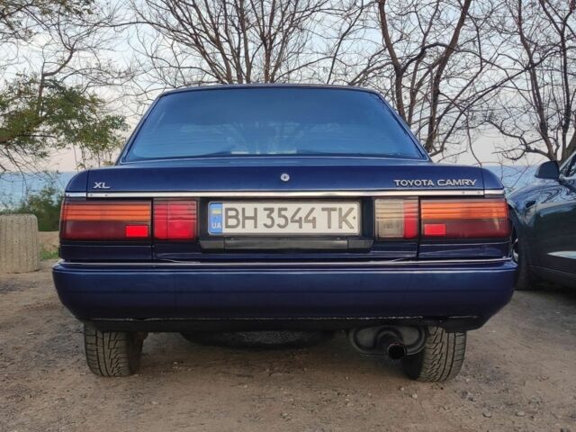 Синий Тойота Камри, объемом двигателя 2 л и пробегом 360 тыс. км за 1850 $, фото 6 на Automoto.ua