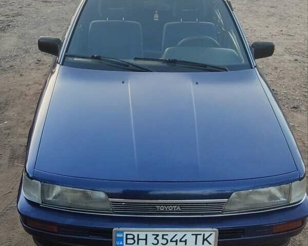 Синий Тойота Камри, объемом двигателя 2 л и пробегом 380 тыс. км за 1800 $, фото 2 на Automoto.ua