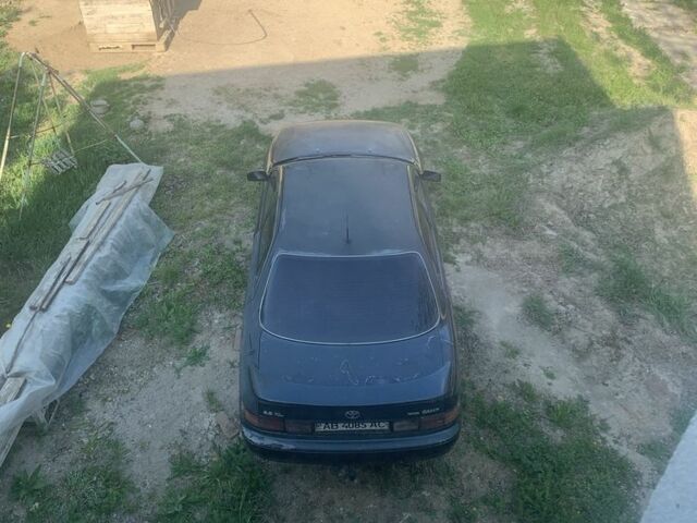 Синий Тойота Камри, объемом двигателя 2.2 л и пробегом 422 тыс. км за 1700 $, фото 2 на Automoto.ua