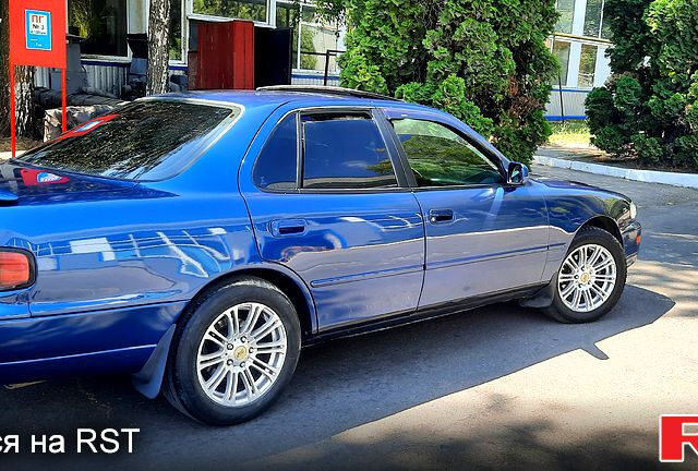 Синий Тойота Камри, объемом двигателя 3 л и пробегом 349 тыс. км за 2850 $, фото 2 на Automoto.ua