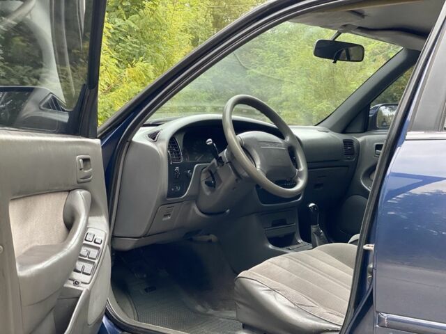 Синий Тойота Камри, объемом двигателя 2.2 л и пробегом 360 тыс. км за 2300 $, фото 4 на Automoto.ua