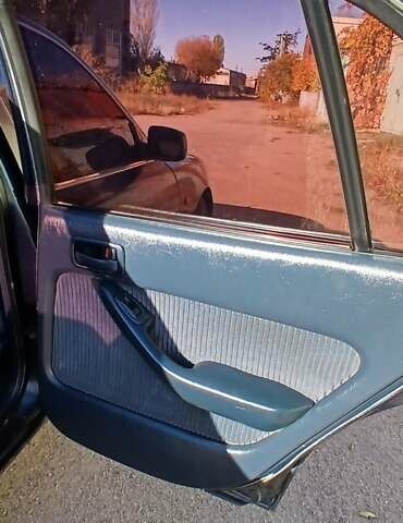 Синий Тойота Камри, объемом двигателя 2.2 л и пробегом 180 тыс. км за 2300 $, фото 13 на Automoto.ua