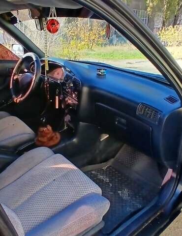 Синий Тойота Камри, объемом двигателя 2.2 л и пробегом 180 тыс. км за 2300 $, фото 11 на Automoto.ua