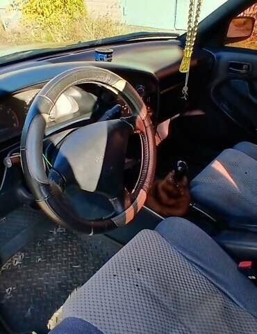 Синий Тойота Камри, объемом двигателя 2.2 л и пробегом 180 тыс. км за 2300 $, фото 9 на Automoto.ua