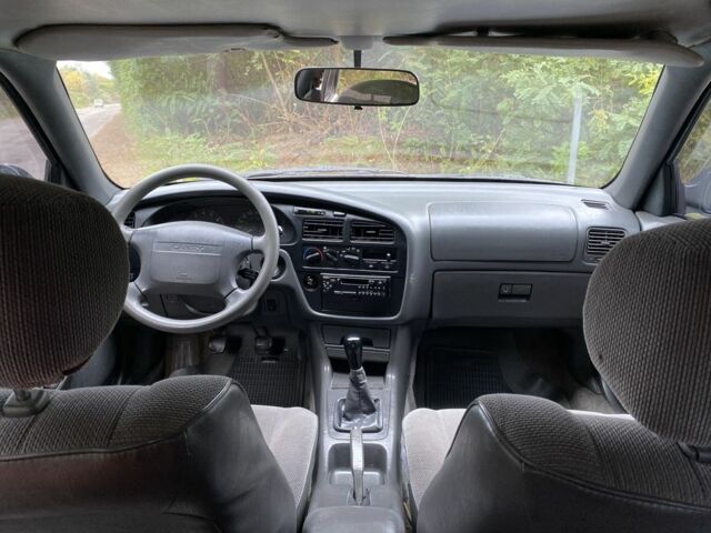 Синий Тойота Камри, объемом двигателя 2.2 л и пробегом 360 тыс. км за 2300 $, фото 7 на Automoto.ua