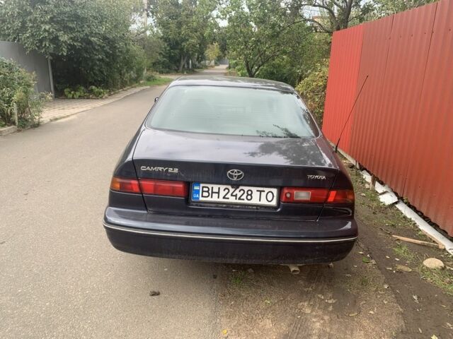 Синий Тойота Камри, объемом двигателя 2.2 л и пробегом 442 тыс. км за 2650 $, фото 5 на Automoto.ua