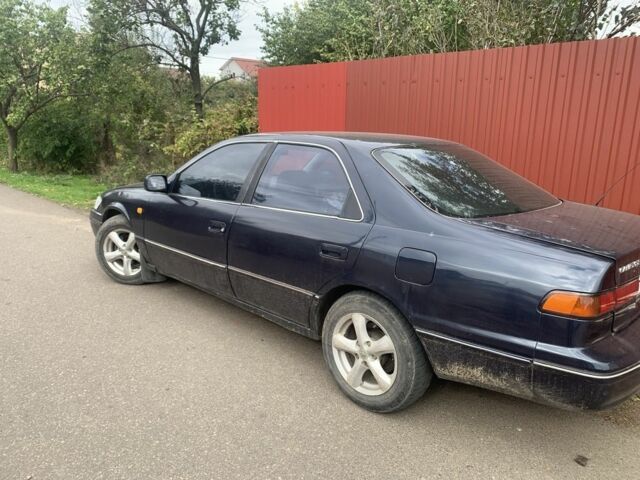 Синий Тойота Камри, объемом двигателя 2.2 л и пробегом 442 тыс. км за 2650 $, фото 4 на Automoto.ua