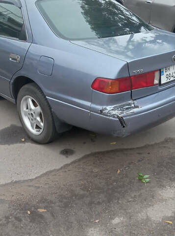 Синий Тойота Камри, объемом двигателя 2.2 л и пробегом 300 тыс. км за 2700 $, фото 9 на Automoto.ua