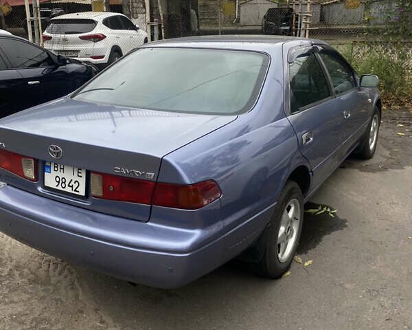 Синий Тойота Камри, объемом двигателя 2.2 л и пробегом 300 тыс. км за 2700 $, фото 5 на Automoto.ua