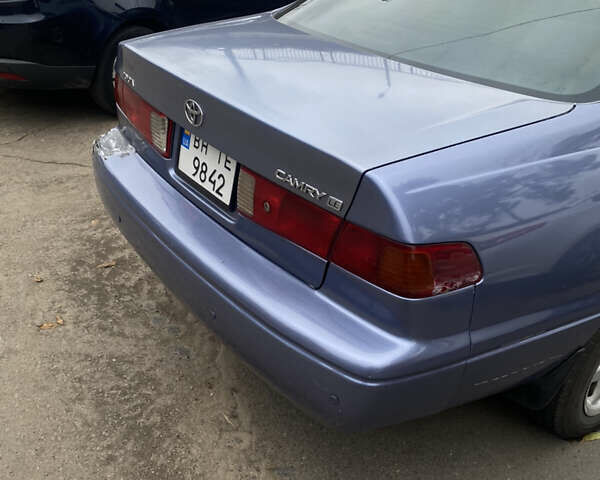 Синий Тойота Камри, объемом двигателя 2.2 л и пробегом 300 тыс. км за 2700 $, фото 4 на Automoto.ua