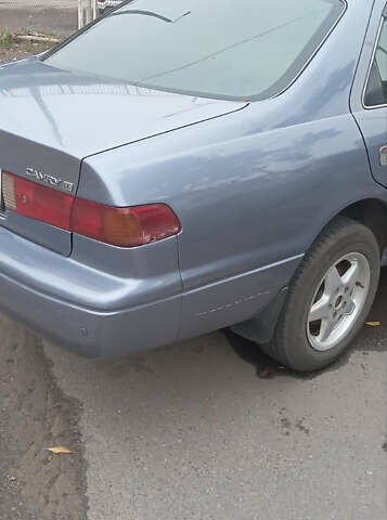 Синий Тойота Камри, объемом двигателя 2.2 л и пробегом 300 тыс. км за 2700 $, фото 7 на Automoto.ua