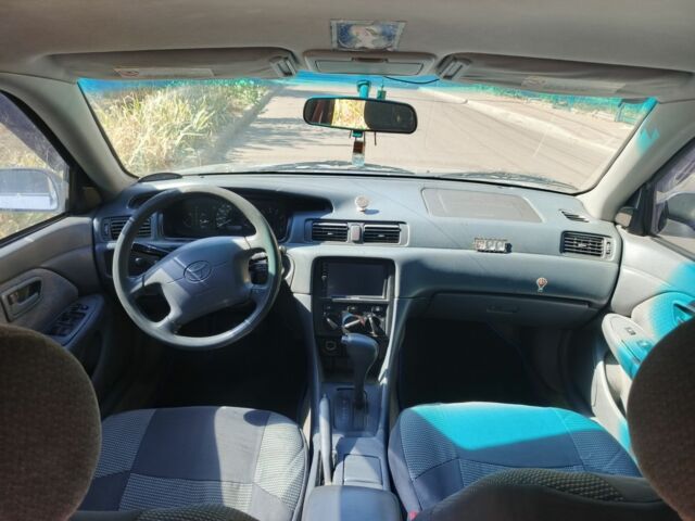 Синий Тойота Камри, объемом двигателя 2.2 л и пробегом 300 тыс. км за 2900 $, фото 3 на Automoto.ua