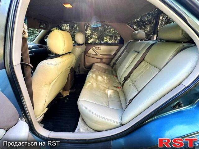 Тойота Камри 2000 в Одессе на Automoto.ua Синий Тойота Камри, объемом двигателя 2.2 л и пробегом 327 тыс. км за 3500 $, фото 4 на Automoto.ua