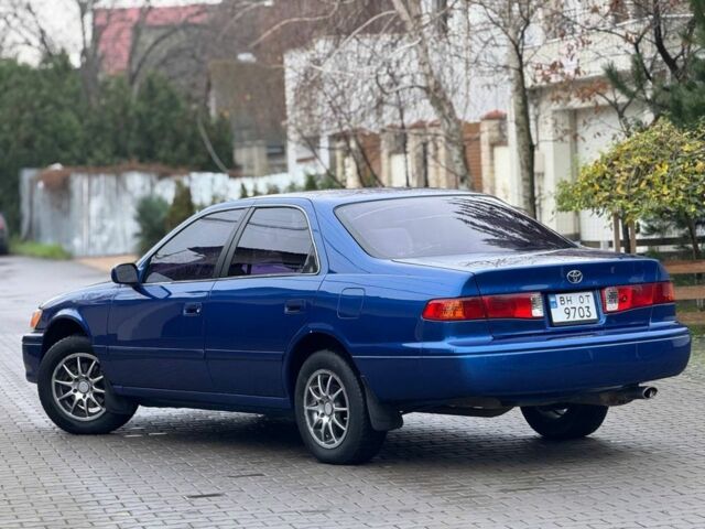 Синій Тойота Камрі, об'ємом двигуна 2.2 л та пробігом 290 тис. км за 3800 $, фото 16 на Automoto.ua