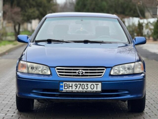 Синій Тойота Камрі, об'ємом двигуна 2.2 л та пробігом 290 тис. км за 3800 $, фото 7 на Automoto.ua