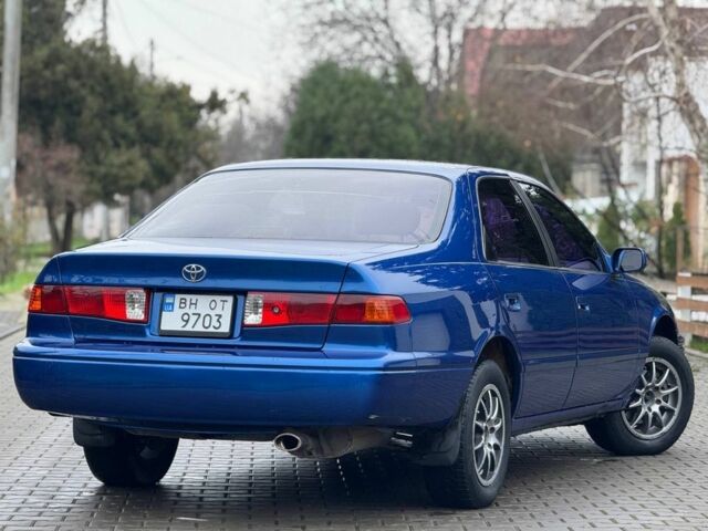 Синій Тойота Камрі, об'ємом двигуна 2.2 л та пробігом 290 тис. км за 3800 $, фото 9 на Automoto.ua