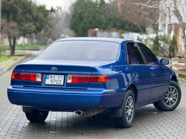 Синій Тойота Камрі, об'ємом двигуна 2.2 л та пробігом 290 тис. км за 3800 $, фото 10 на Automoto.ua