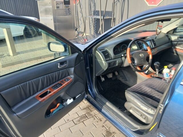 Синий Тойота Камри, объемом двигателя 3 л и пробегом 350 тыс. км за 5000 $, фото 6 на Automoto.ua