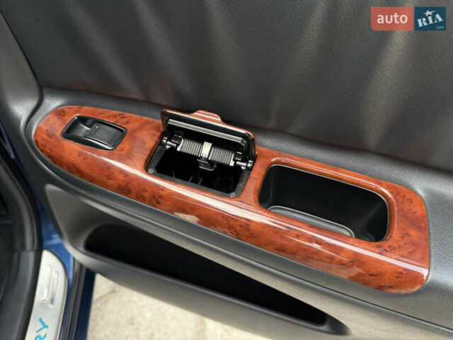 Синий Тойота Камри, объемом двигателя 3 л и пробегом 138 тыс. км за 6900 $, фото 43 на Automoto.ua