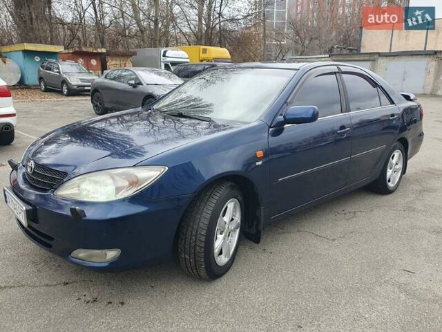 Синій Тойота Камрі, об'ємом двигуна 2.36 л та пробігом 300 тис. км за 5300 $, фото 1 на Automoto.ua