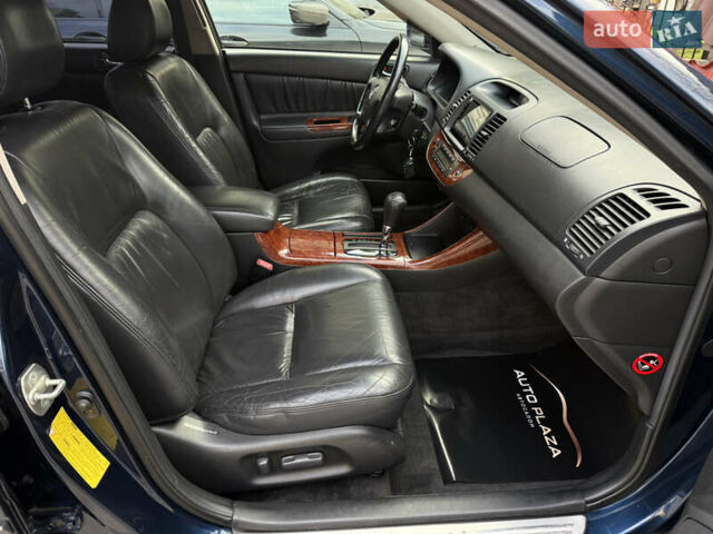 Синий Тойота Камри, объемом двигателя 3 л и пробегом 138 тыс. км за 6900 $, фото 47 на Automoto.ua