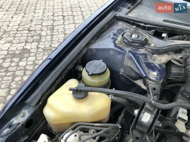 Синій Тойота Камрі, об'ємом двигуна 3 л та пробігом 265 тис. км за 7200 $, фото 43 на Automoto.ua