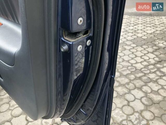 Синій Тойота Камрі, об'ємом двигуна 3 л та пробігом 265 тис. км за 7200 $, фото 62 на Automoto.ua