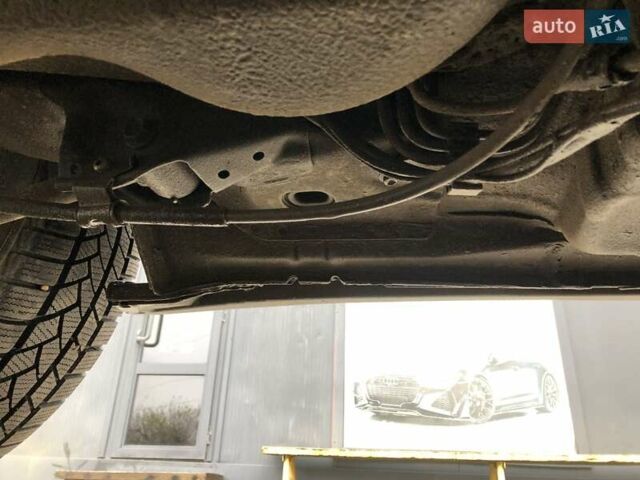 Синій Тойота Камрі, об'ємом двигуна 3 л та пробігом 265 тис. км за 7200 $, фото 17 на Automoto.ua