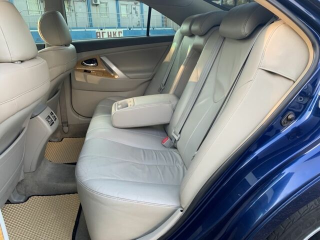 Синий Тойота Камри, объемом двигателя 2.4 л и пробегом 325 тыс. км за 6300 $, фото 10 на Automoto.ua