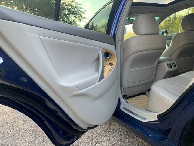 Синий Тойота Камри, объемом двигателя 2.4 л и пробегом 325 тыс. км за 6300 $, фото 11 на Automoto.ua