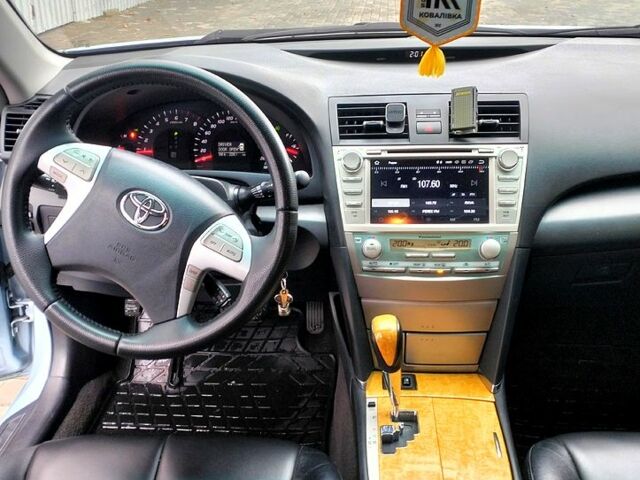 Синий Тойота Камри, объемом двигателя 3.5 л и пробегом 260 тыс. км за 7900 $, фото 4 на Automoto.ua
