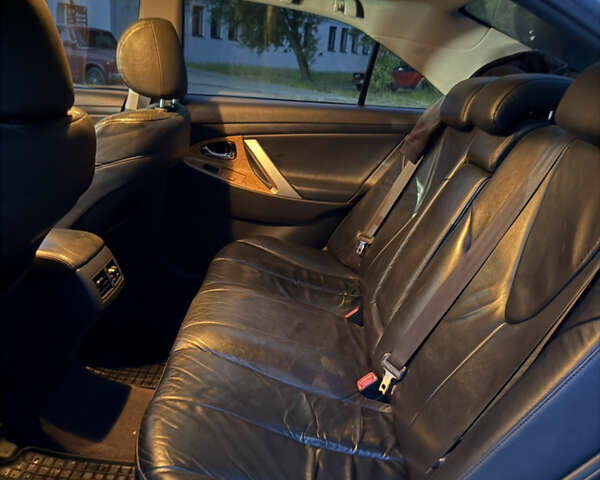 Синій Тойота Камрі, об'ємом двигуна 2.4 л та пробігом 240 тис. км за 8500 $, фото 17 на Automoto.ua