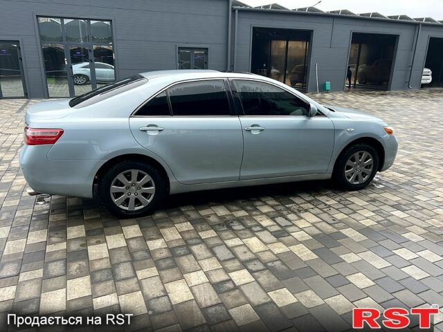 Синий Тойота Камри, объемом двигателя 2.4 л и пробегом 189 тыс. км за 8500 $, фото 2 на Automoto.ua