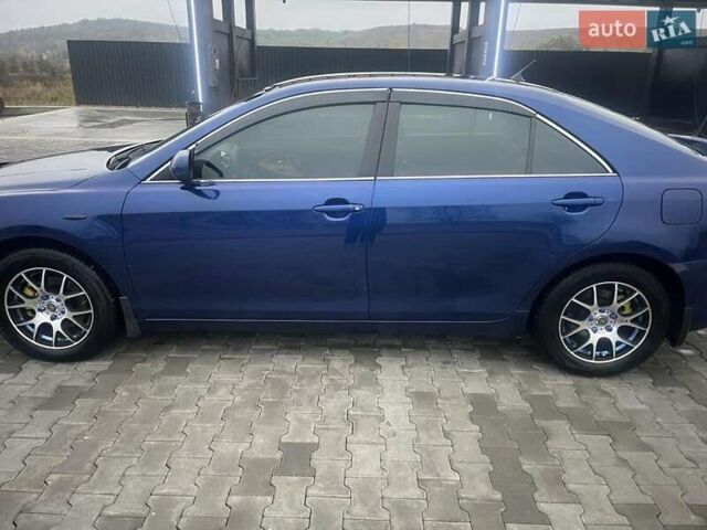 Синий Тойота Камри, объемом двигателя 3.5 л и пробегом 350 тыс. км за 7200 $, фото 3 на Automoto.ua