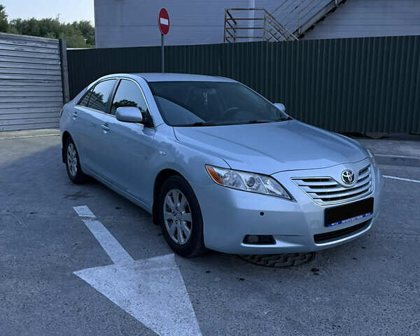 Синій Тойота Камрі, об'ємом двигуна 2.4 л та пробігом 240 тис. км за 8500 $, фото 10 на Automoto.ua