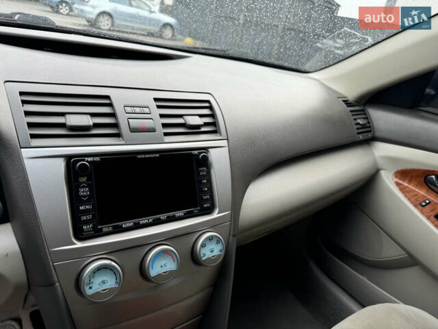 Синій Тойота Камрі, об'ємом двигуна 2.4 л та пробігом 106 тис. км за 9300 $, фото 25 на Automoto.ua
