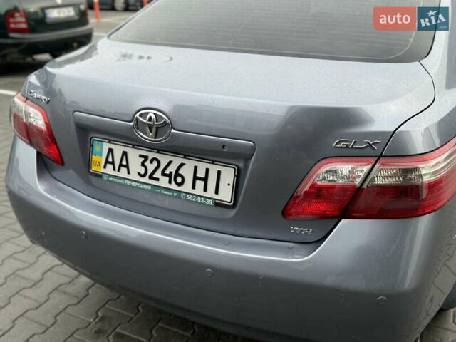 Синій Тойота Камрі, об'ємом двигуна 2.4 л та пробігом 106 тис. км за 9300 $, фото 46 на Automoto.ua