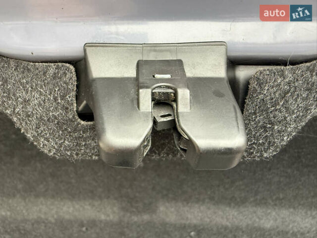 Синий Тойота Камри, объемом двигателя 2.4 л и пробегом 106 тыс. км за 9999 $, фото 49 на Automoto.ua