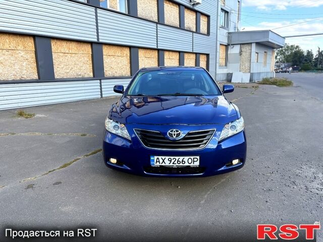 Синий Тойота Камри, объемом двигателя 3.5 л и пробегом 250 тыс. км за 6500 $, фото 3 на Automoto.ua