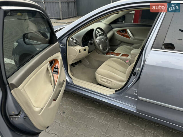 Синій Тойота Камрі, об'ємом двигуна 2.4 л та пробігом 106 тис. км за 9300 $, фото 14 на Automoto.ua