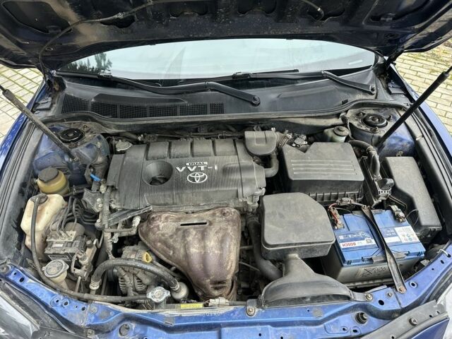 Синий Тойота Камри, объемом двигателя 2.4 л и пробегом 250 тыс. км за 7000 $, фото 5 на Automoto.ua