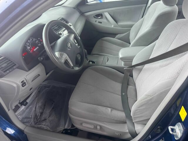 Синий Тойота Камри, объемом двигателя 2.5 л и пробегом 126 тыс. км за 8900 $, фото 15 на Automoto.ua