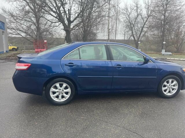 Синий Тойота Камри, объемом двигателя 2.5 л и пробегом 126 тыс. км за 8900 $, фото 9 на Automoto.ua