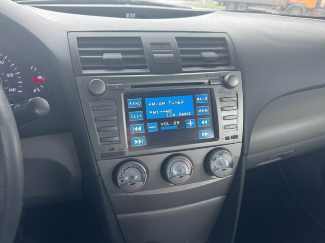 Синий Тойота Камри, объемом двигателя 2.5 л и пробегом 126 тыс. км за 8900 $, фото 19 на Automoto.ua