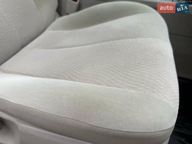 Синій Тойота Камрі, об'ємом двигуна 2.5 л та пробігом 205 тис. км за 8800 $, фото 61 на Automoto.ua